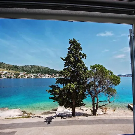 Sea Front Ivana * Rogoznica (Sibenik-Knin)