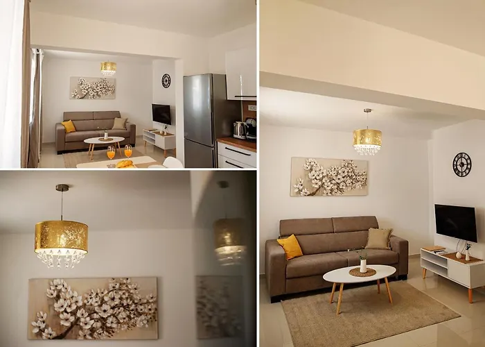 Sea Front Ivana 公寓