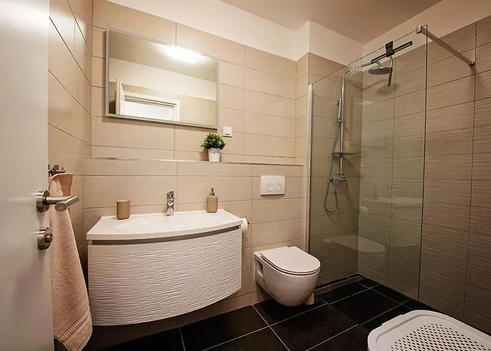 Sea Front Ivana * Rogoznica (Sibenik-Knin)